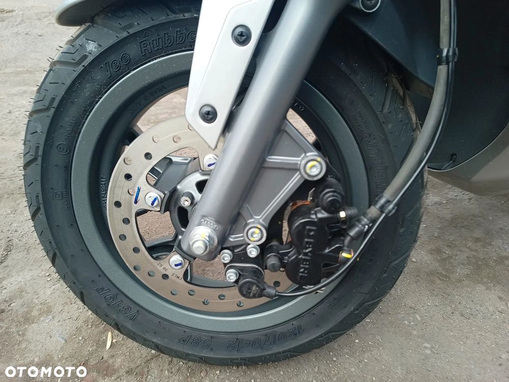 Aprilia SX - 11