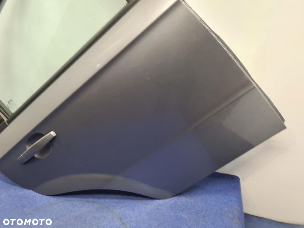 CHEVROLET AVEO T250 SEDAN DRZWI TYŁ PRAWE   04U - 4