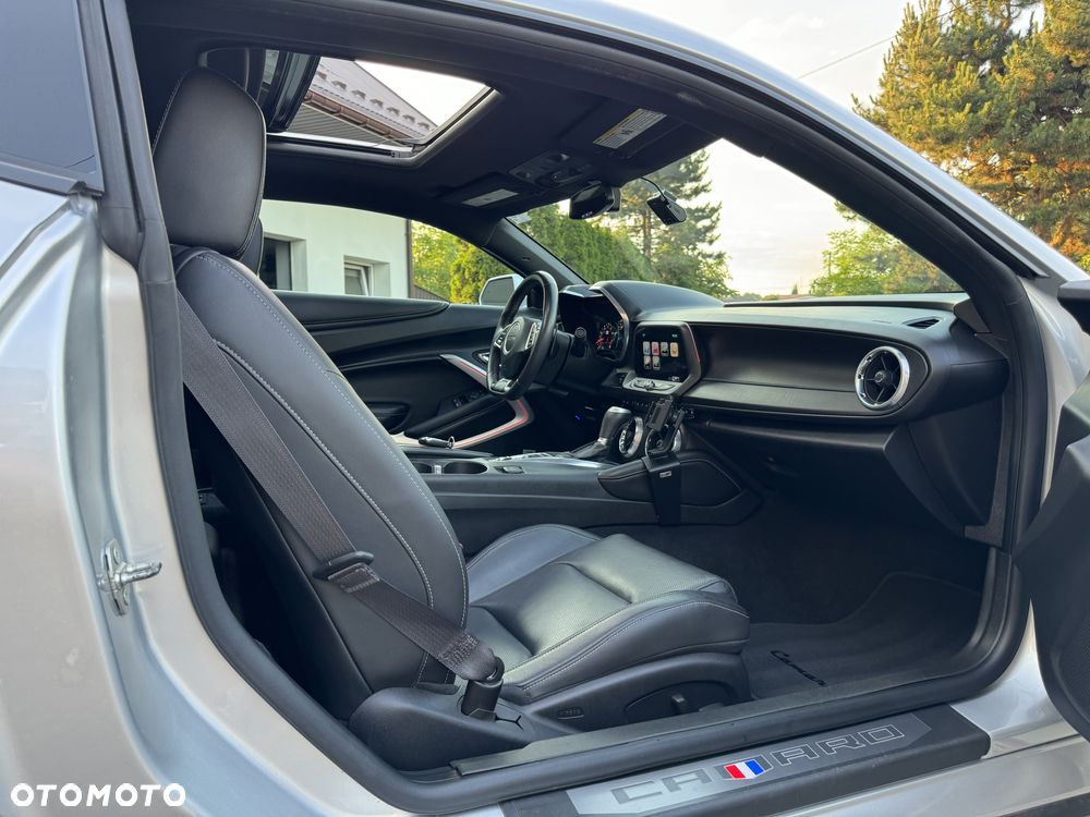 Chevrolet Camaro - 36