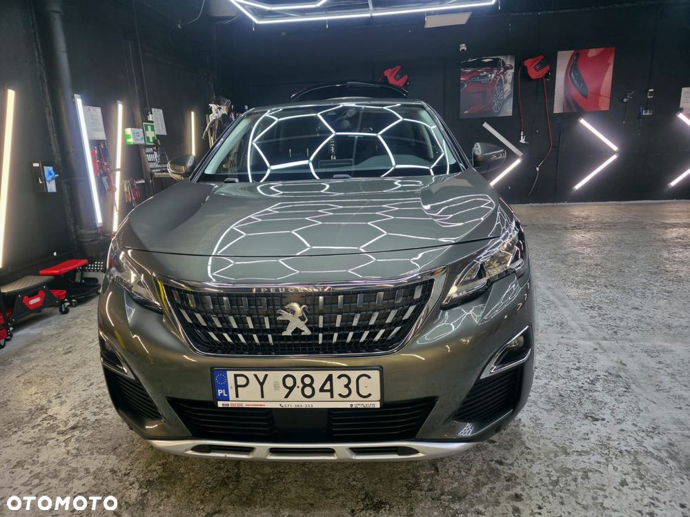Peugeot 3008 1.6 BlueHDi Active S&S EAT6 - 22