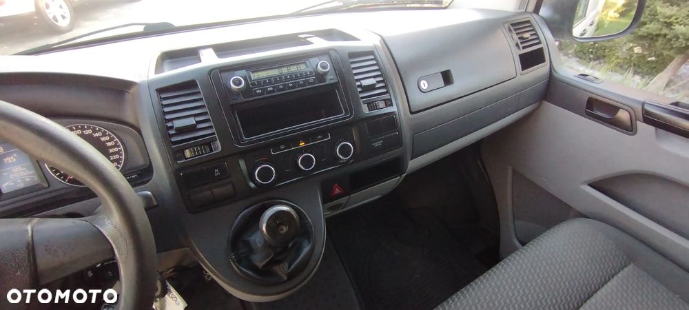 Volkswagen Transporter T5 - 13