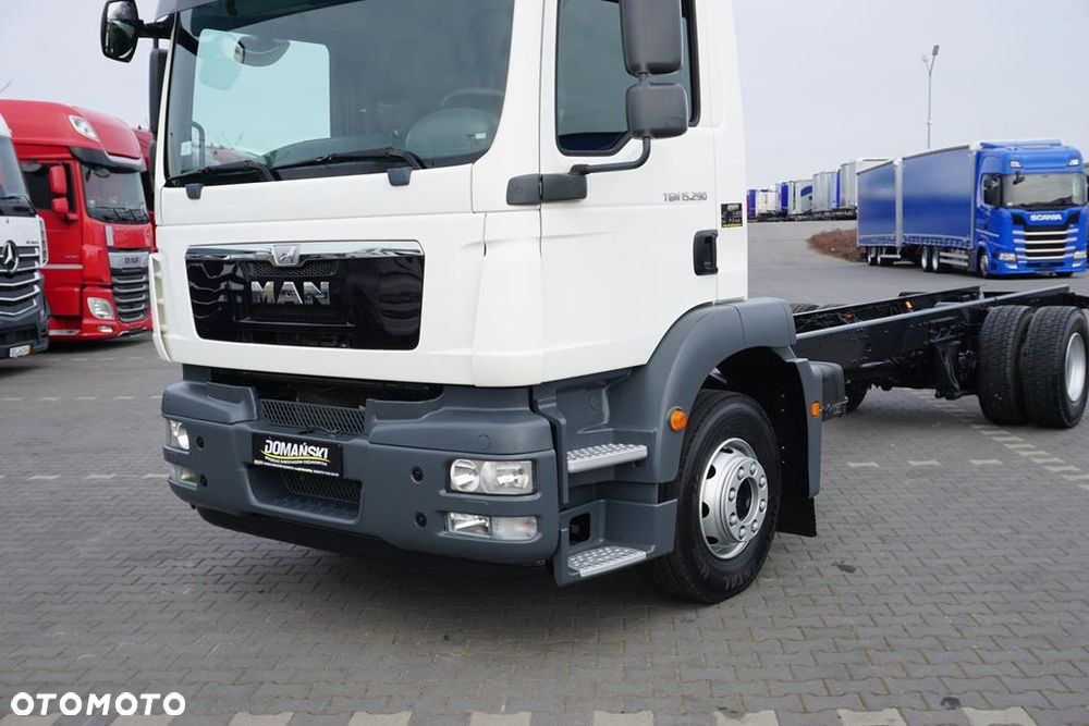 MAN TGM / 15.290 / EURO 5 / PODWOZIE DO ZABUDOWY / DŁ. 7,4 M - 23