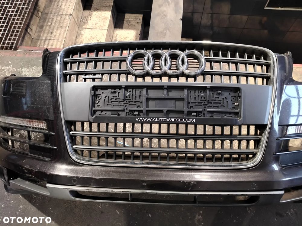 Zderzak przód Audi Q7 - 4