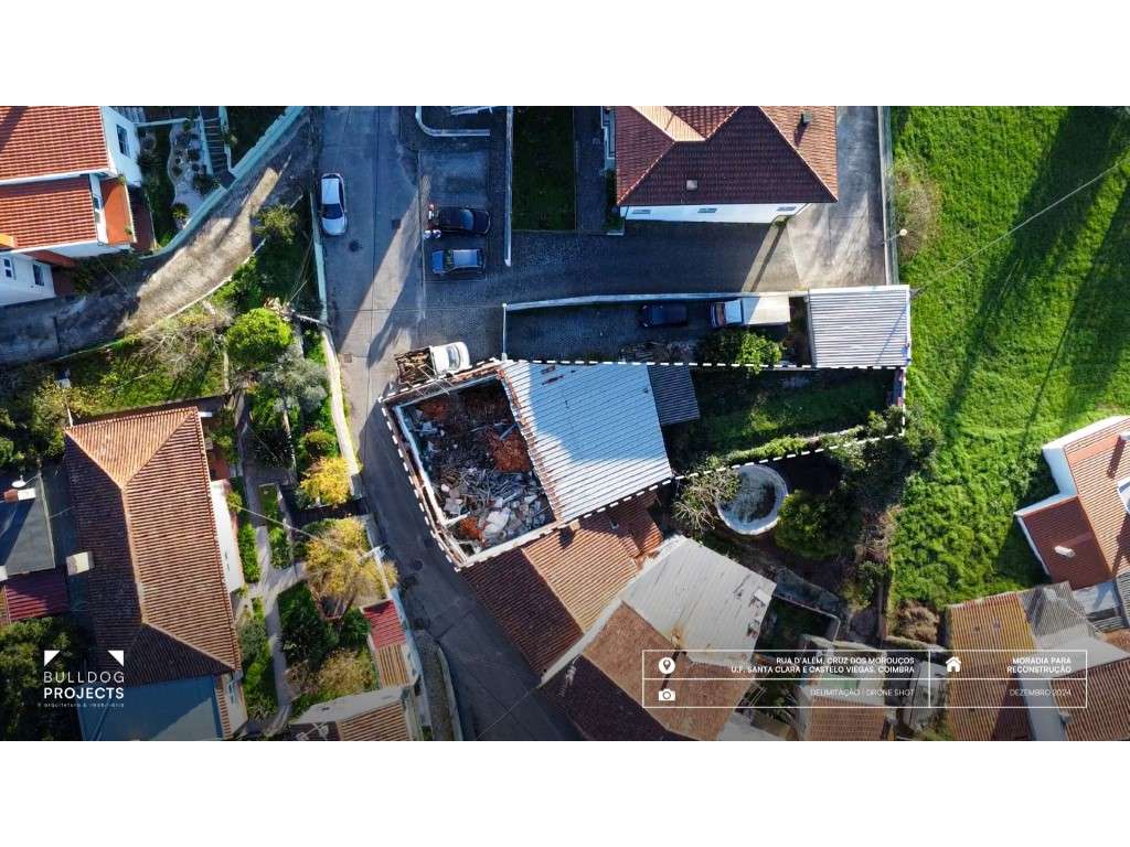 Moradia para Reconstrução em Cruz dos Morouços, Santa Clara - Grande imagem: 2/18