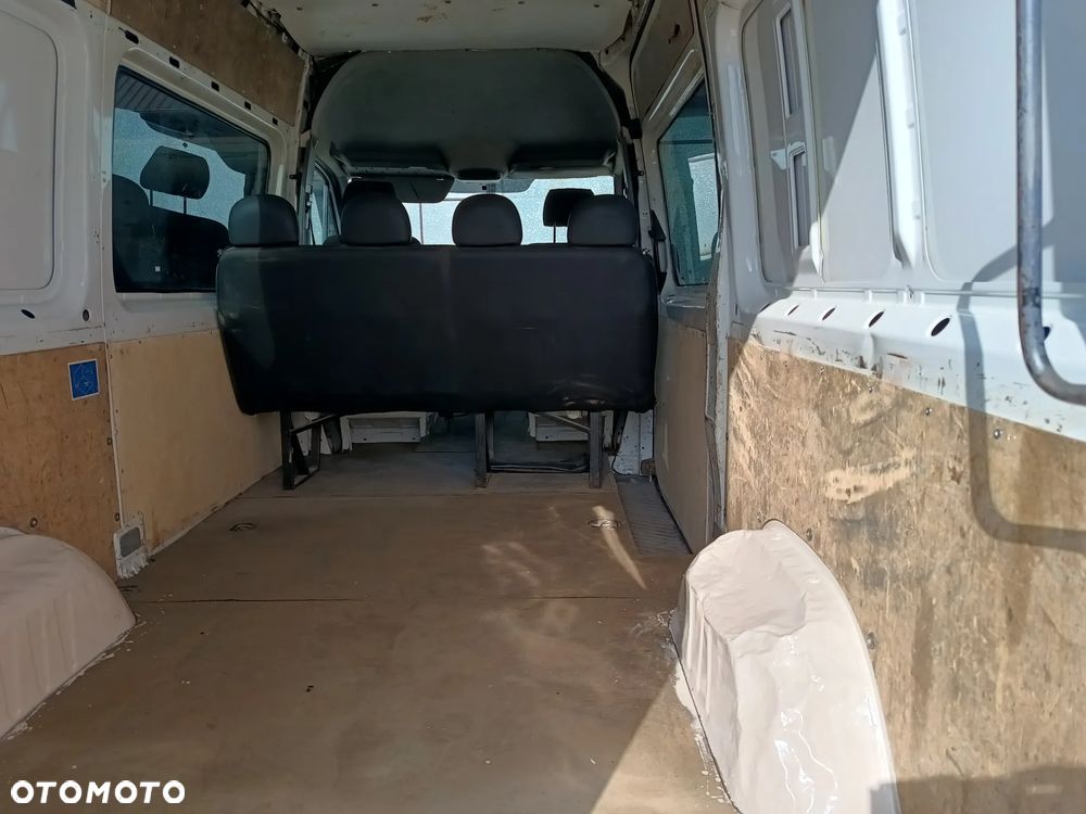 Mercedes-Benz Sprinter 2.7 CDI 9 osób klima hak 3 tony - 15