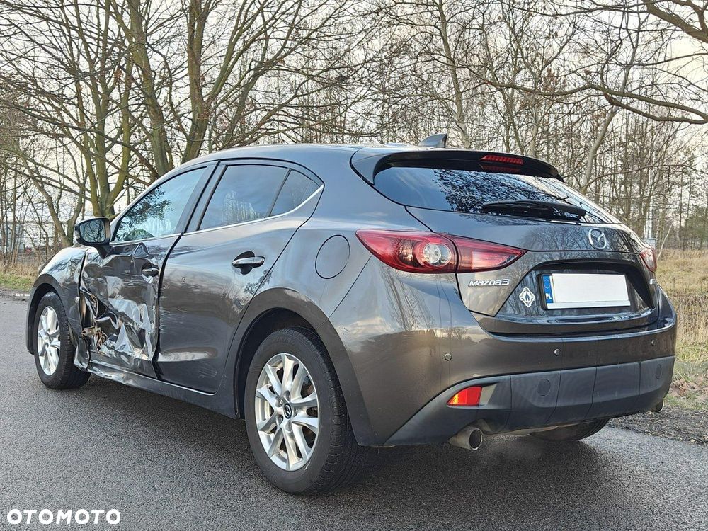 Mazda 3 - 5
