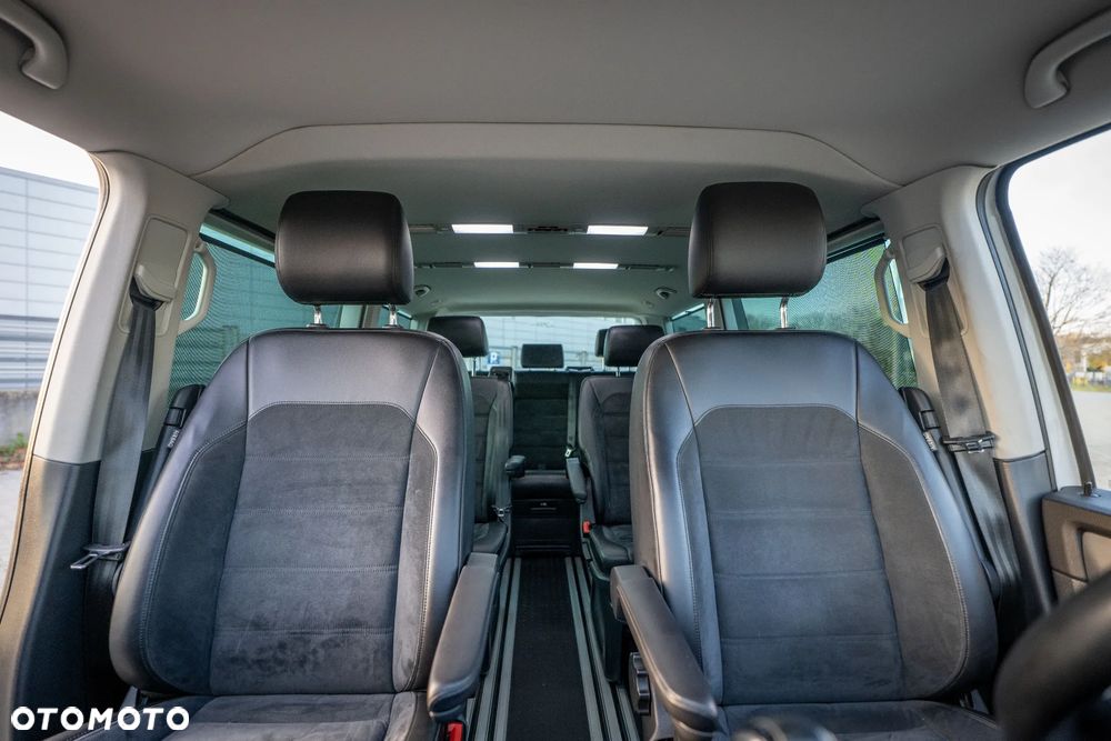 Volkswagen Multivan - 28