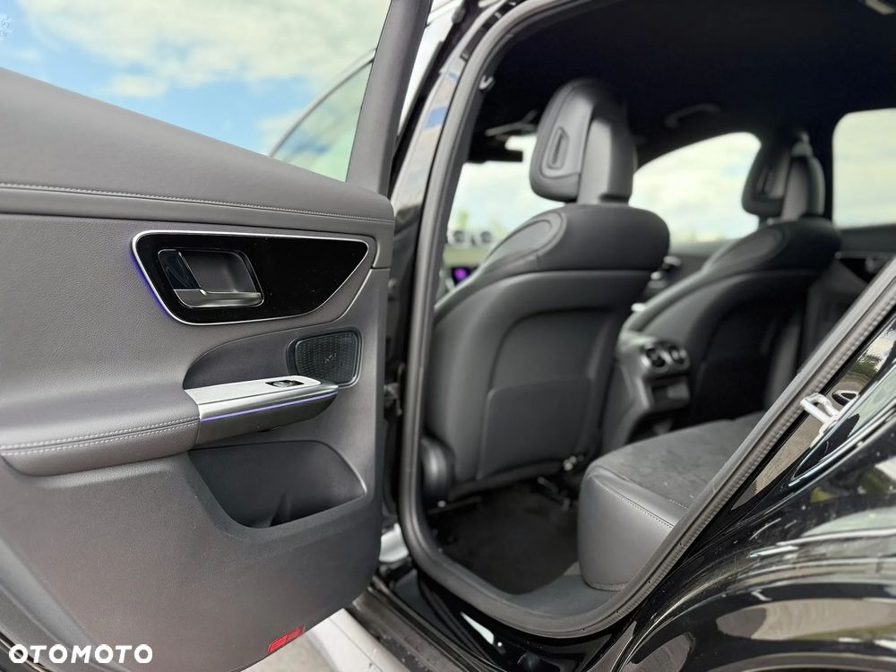 Mercedes-Benz GLC - 28