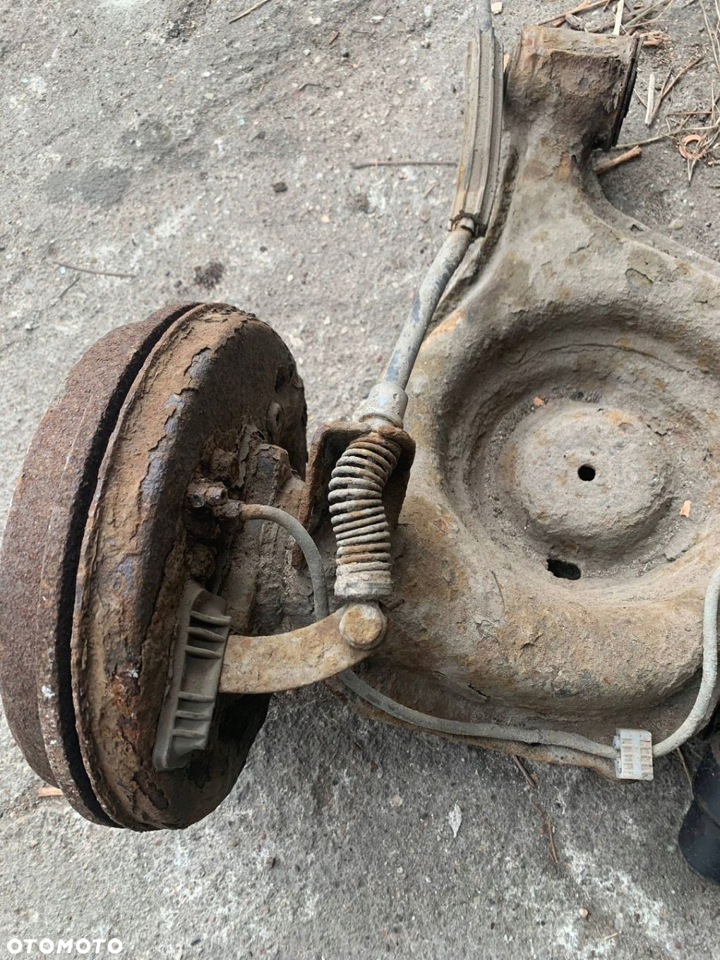 Fiat Seicento/600 Tył strona lewa Wahacz tylny WWA - 2