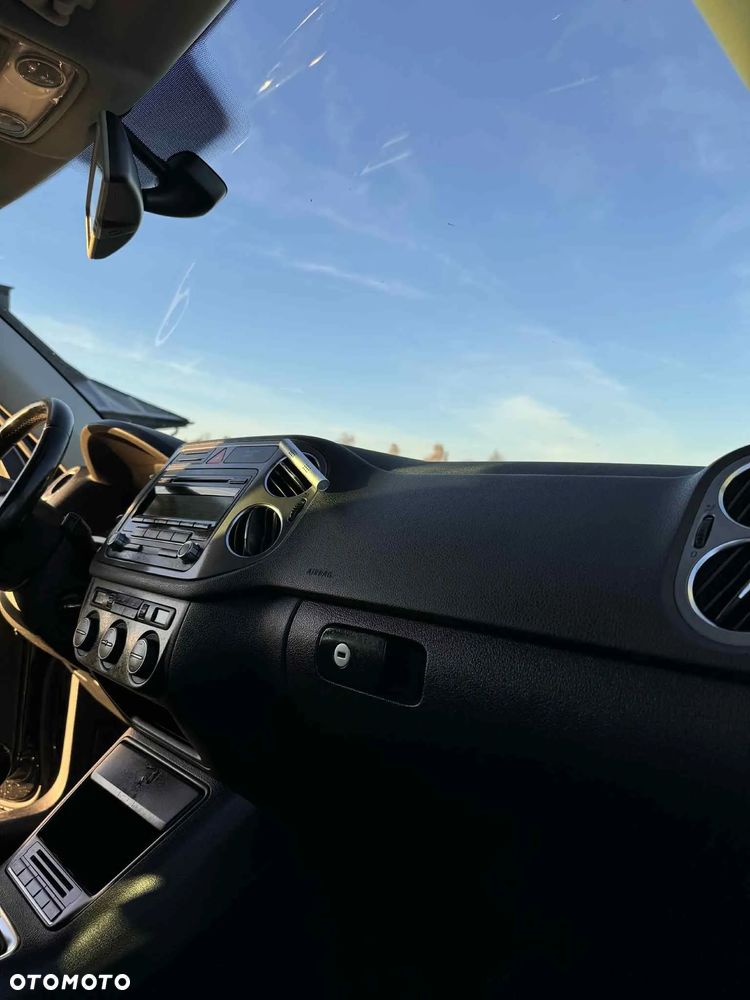 Volkswagen Tiguan - 15