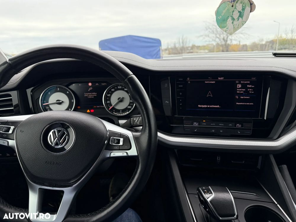 Volkswagen Touareg V6 TDI Style - 9