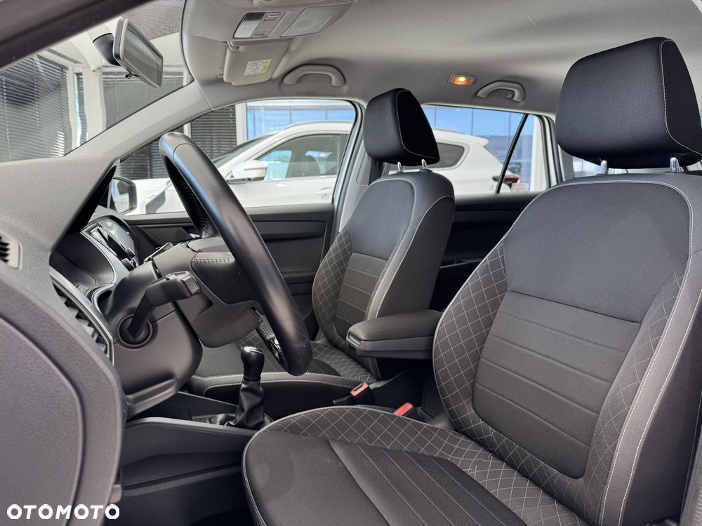 Skoda Fabia - 10