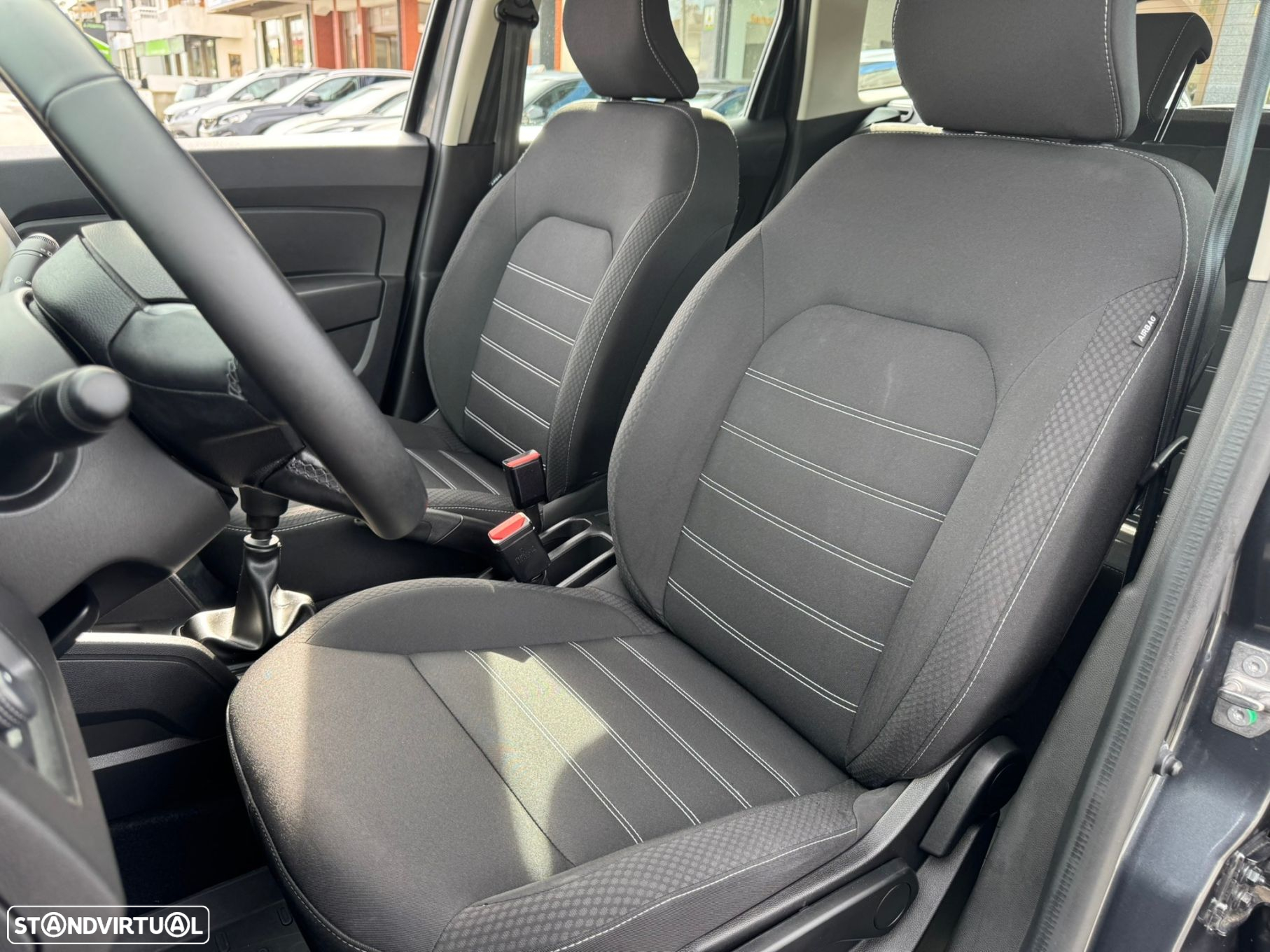 Dacia Duster 1.0 TCe Comfort - 9