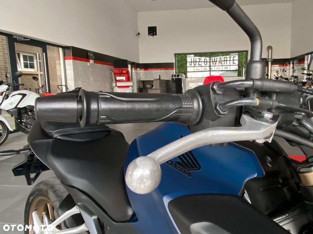 Honda CBR - 28