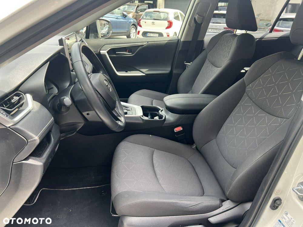 Toyota RAV4 - 19
