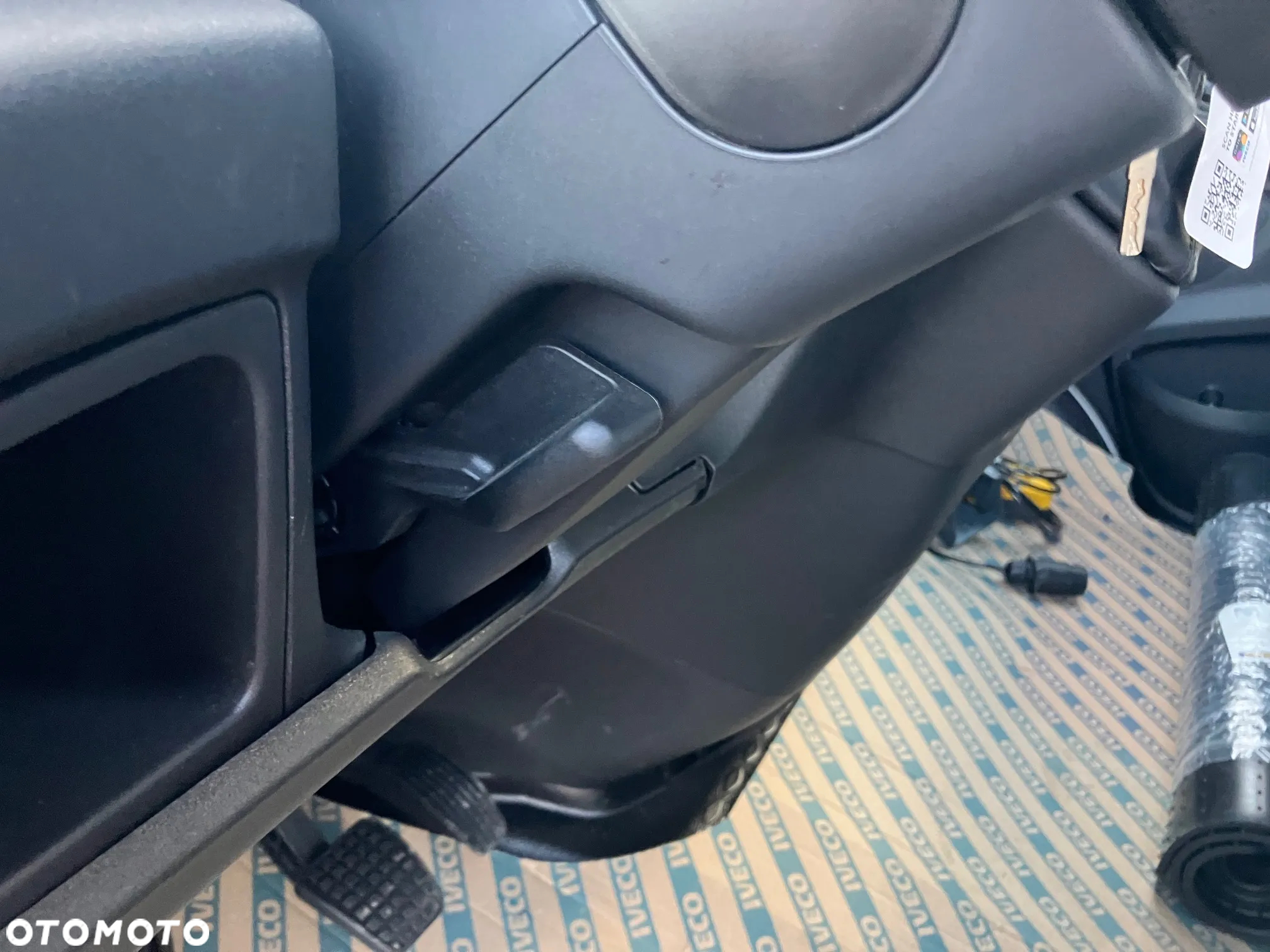 Iveco 3.0 Daily 35C18 kontener winda 750kg - 16