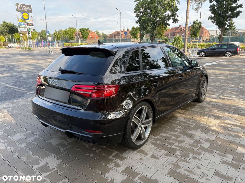 Audi A3 Sportback - 4