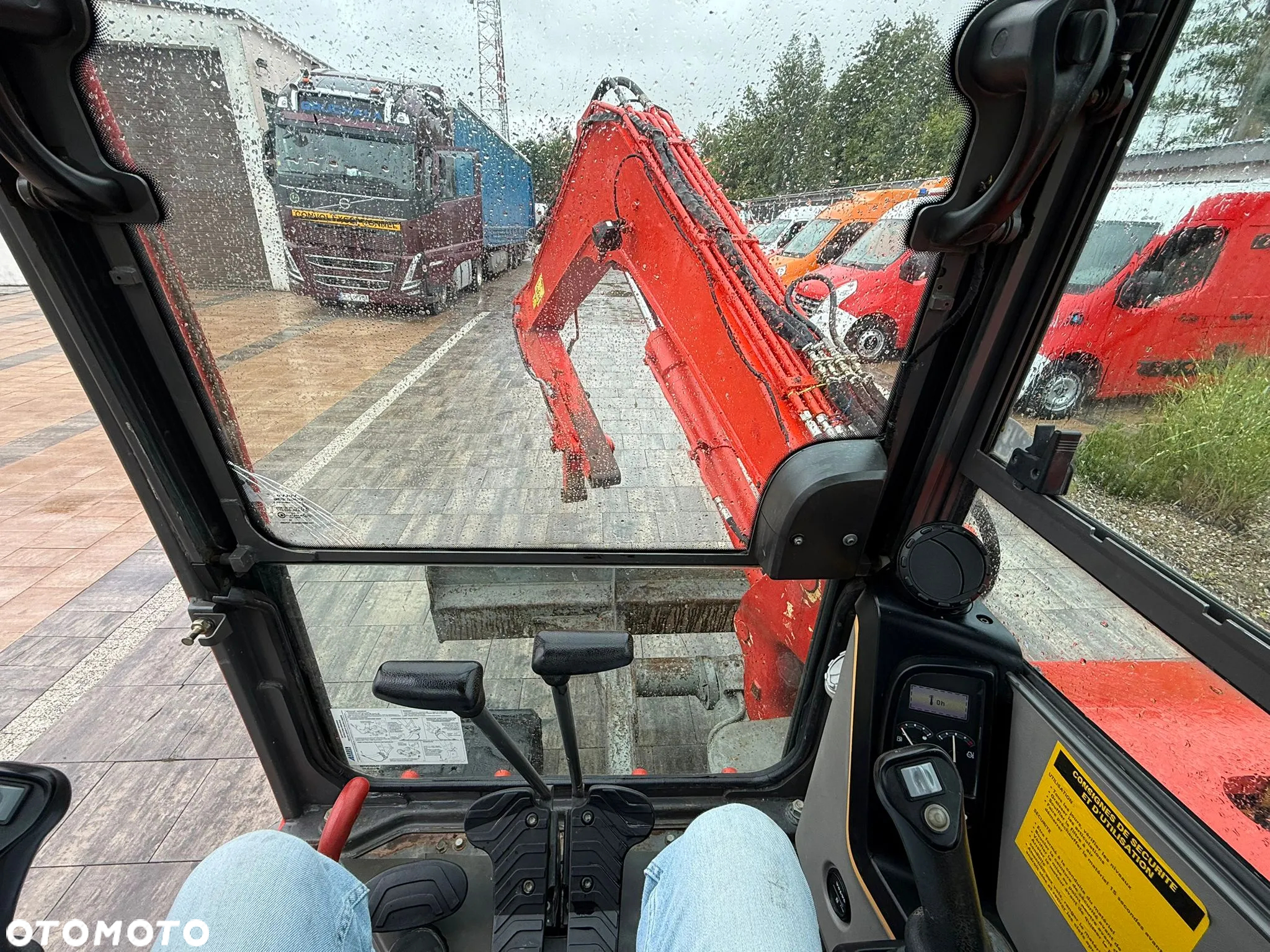 Volvo ECR88D - 15