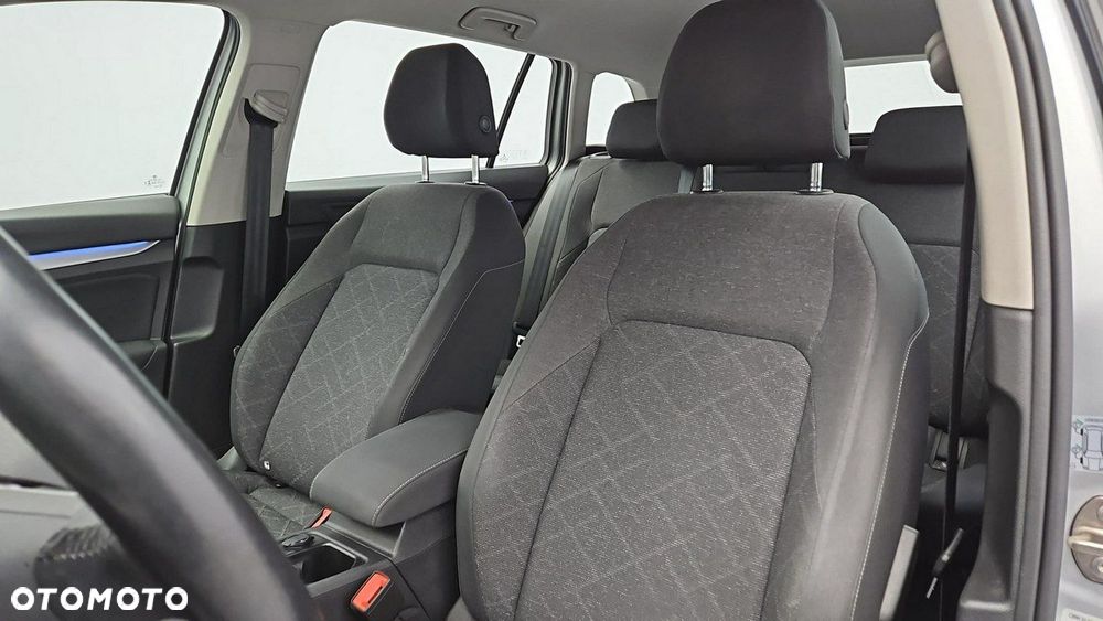 Volkswagen Golf VIII 2.0 TDI Life - 11