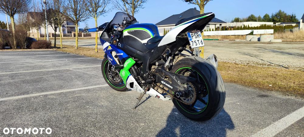 Kawasaki ZXR - 6