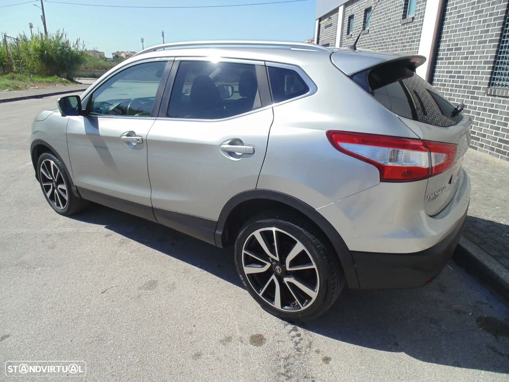 Nissan Qashqai 1.6 dCi Tekna Premium 18 360 - 15