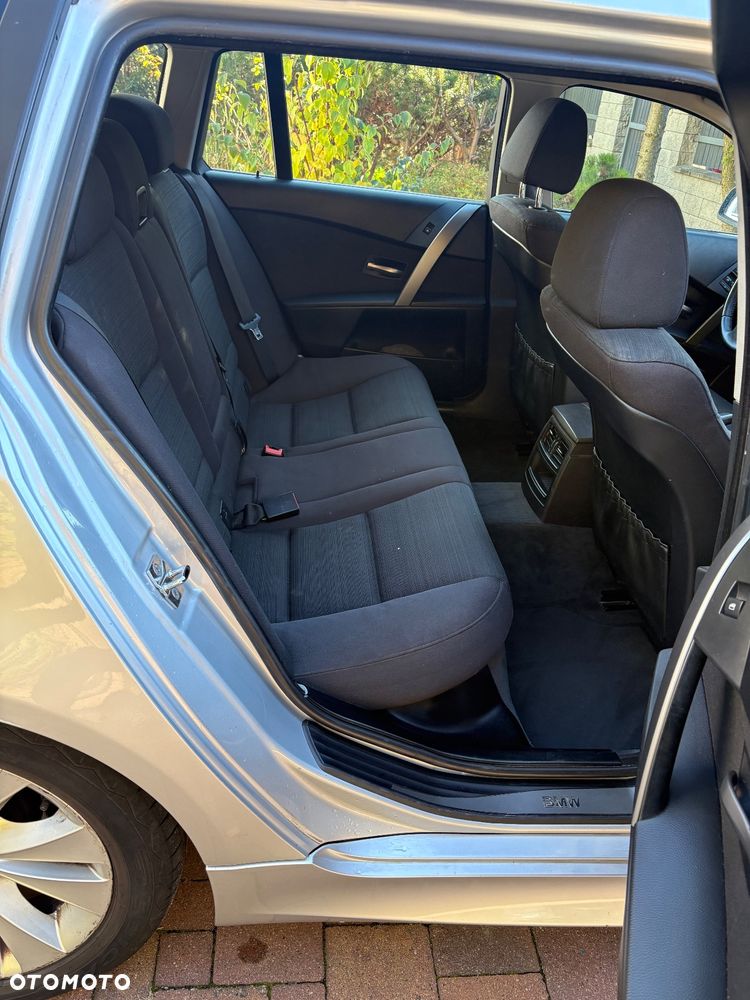 BMW Seria 5 520d - 13