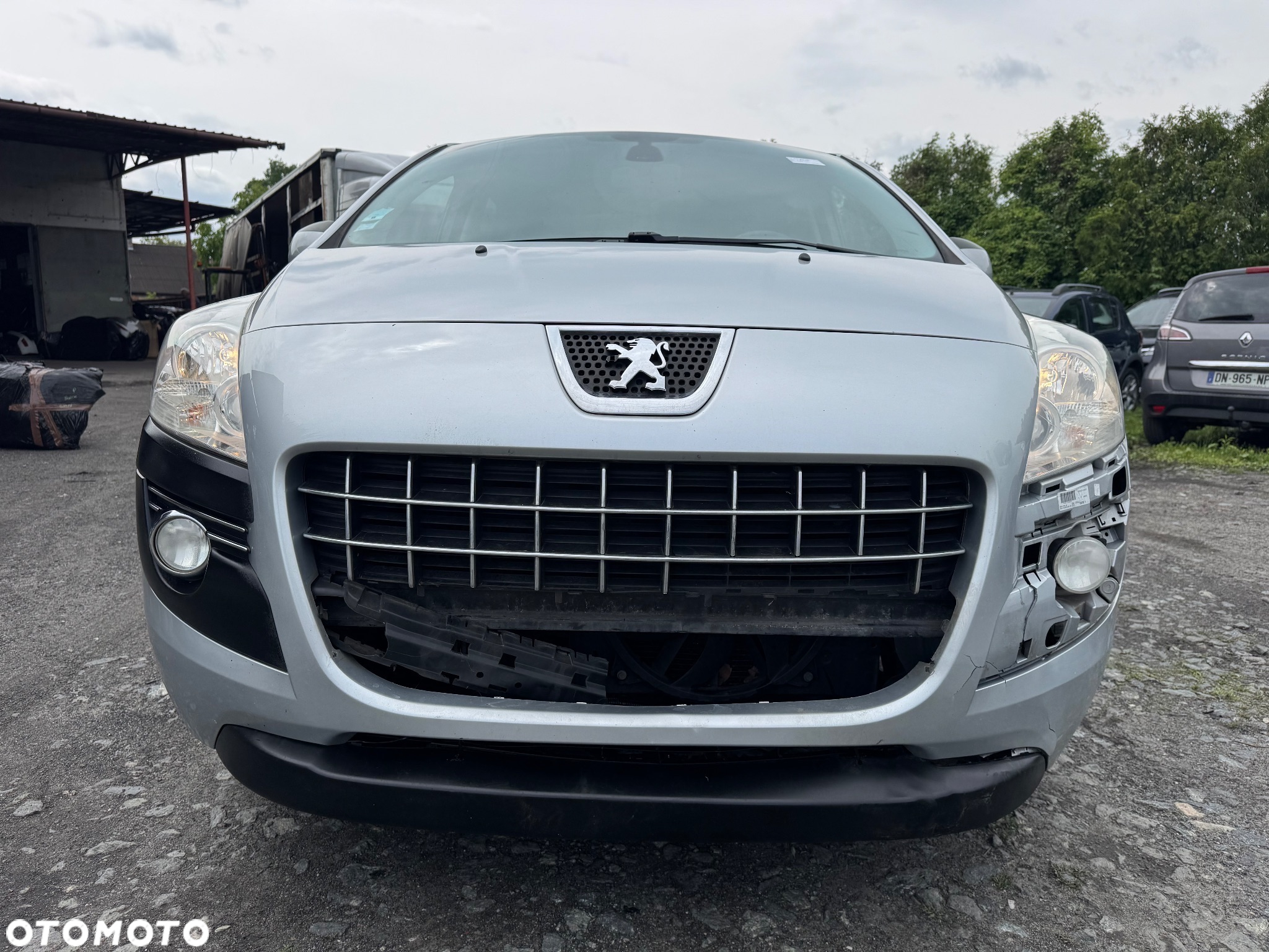 Peugeot 3008 1.6 HDi Premium - 24