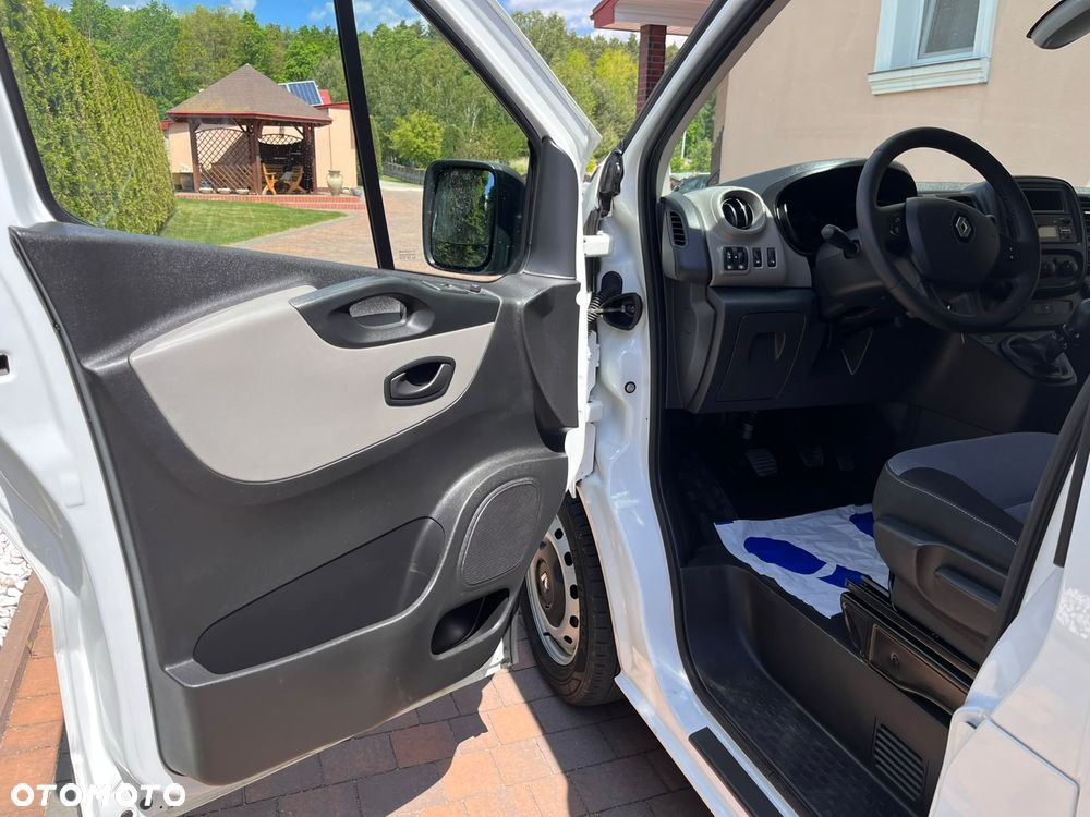 Renault Trafic - 18