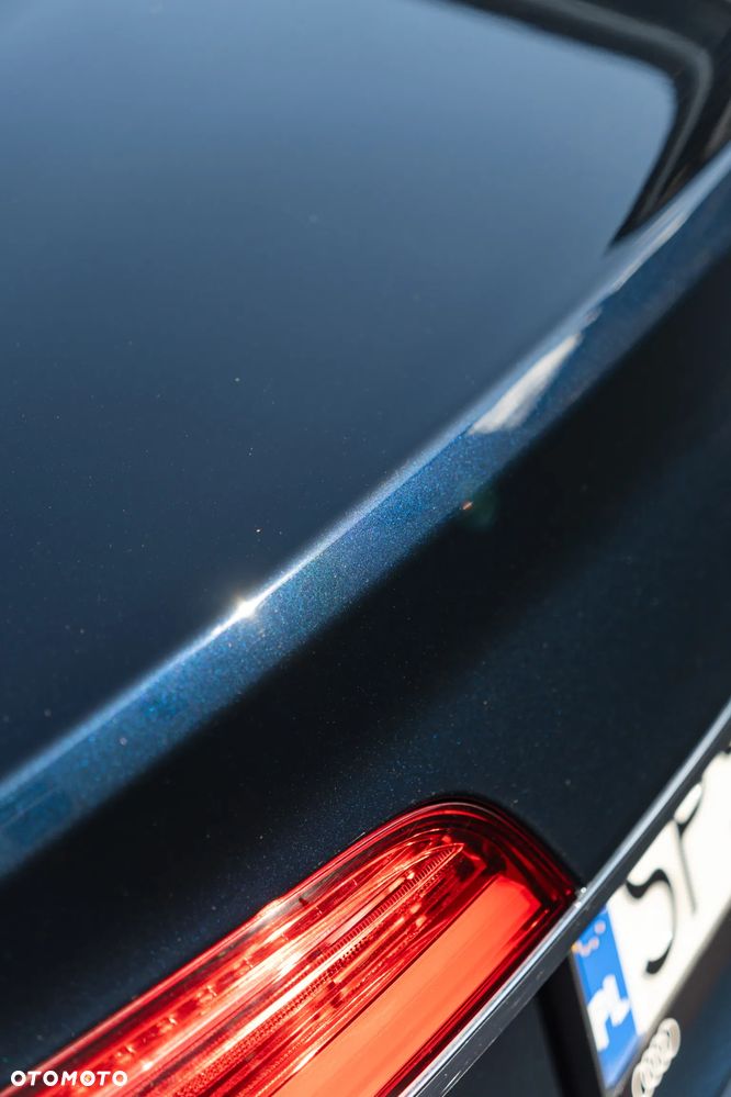 Audi S8 - 10
