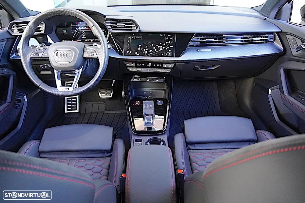 Audi RS3 Limousine 2.5 TFSI quattro S tronic - 34