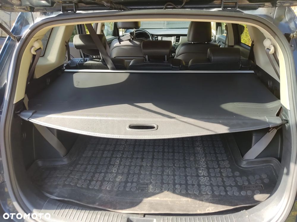 Kia Carens 1.6 GDI L 7os - 39