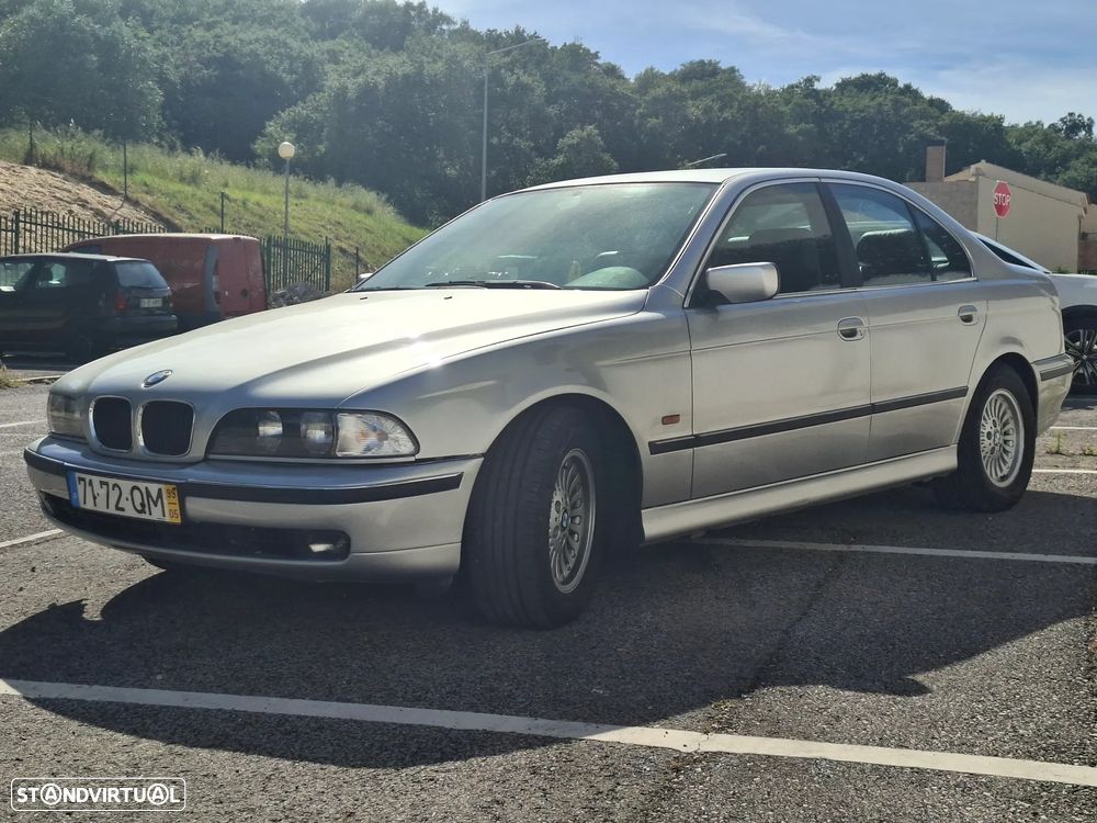 BMW 528 iA - 2