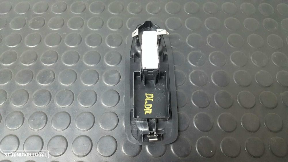 COMANDO DO ELEVADOR FRENTE DIREITO PEUGEOT 208 ALLURE - 6