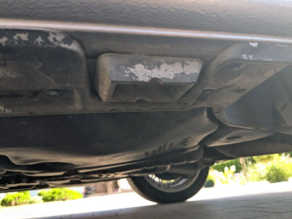 BMW Seria 5 - 12