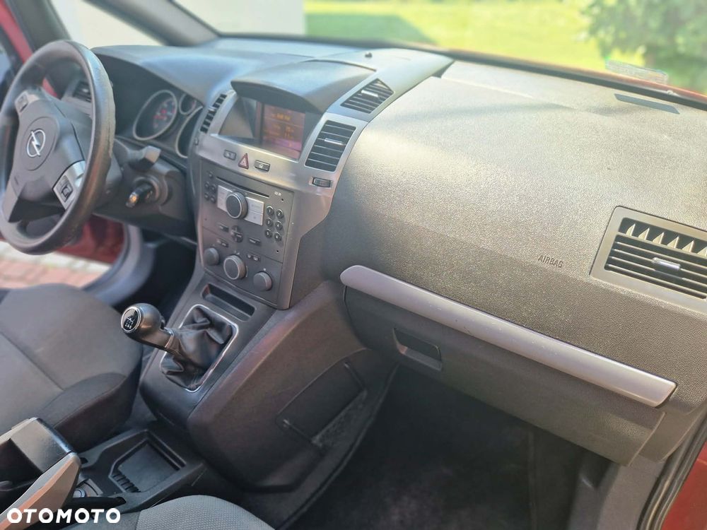 Opel Zafira 1.9 CDTI - 11