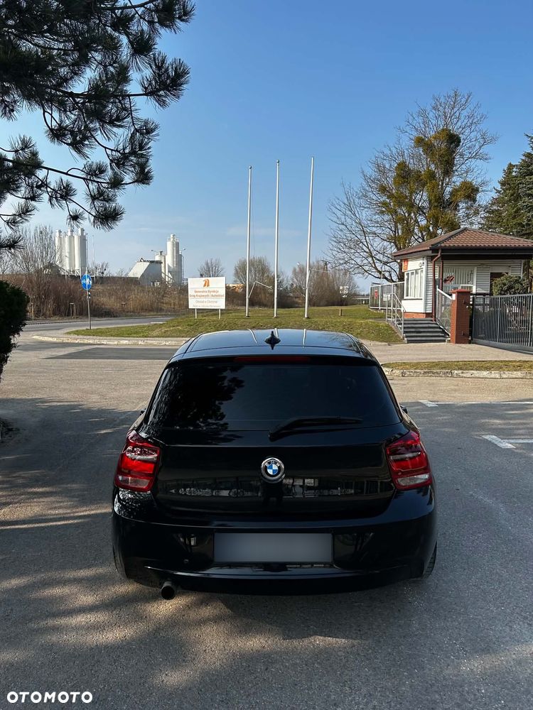 BMW Seria 1 118d - 5