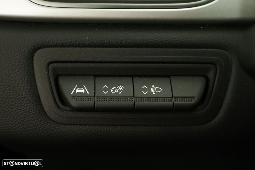 Renault Captur 1.0 TCe Techno Bi-Fuel - 19