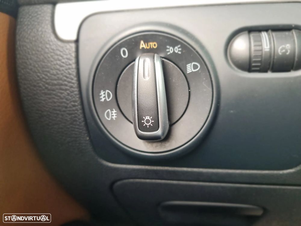 VW Scirocco 1.4 TSI Sport DSG - 32