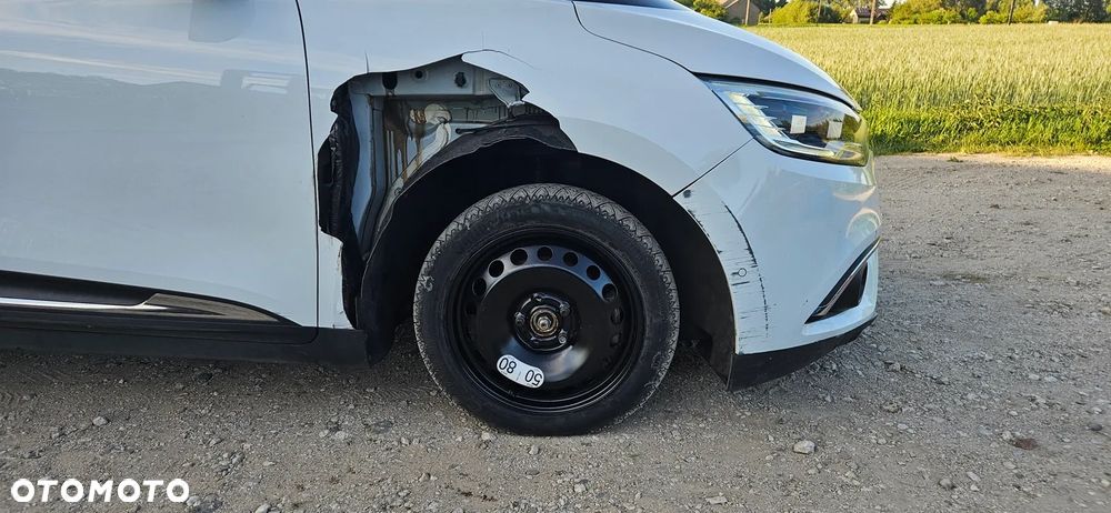 Renault Scenic - 8