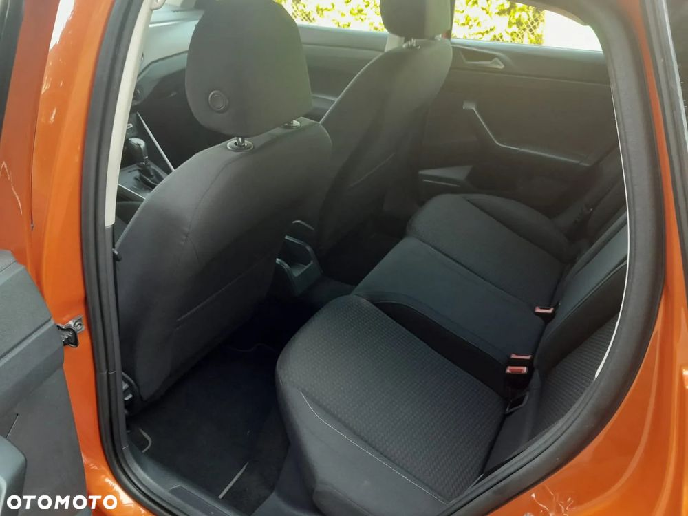 Volkswagen Polo - 11