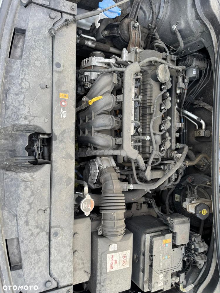 Kia Stonic 1.2 L - 6