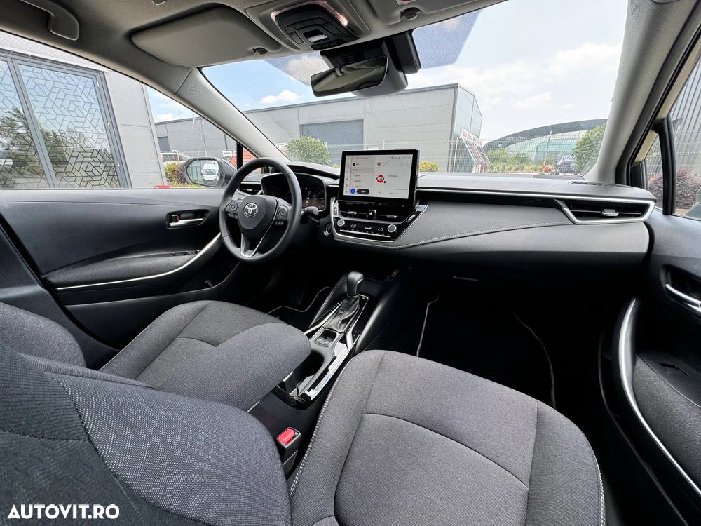 Toyota Corolla 1.8 HSD Business - 25