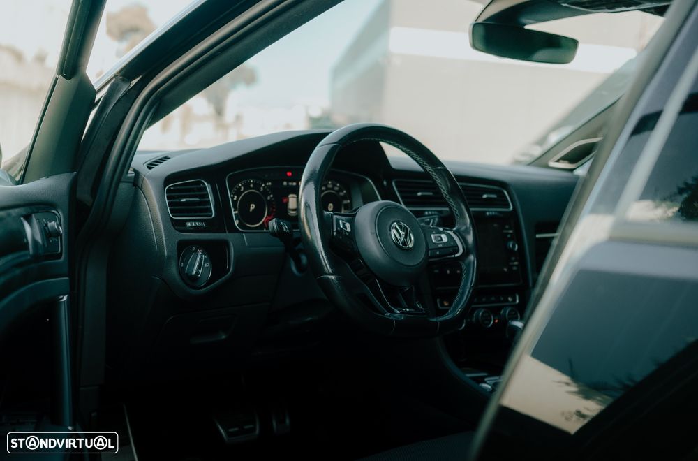 VW Golf 2.0 TSI R DSG - 11