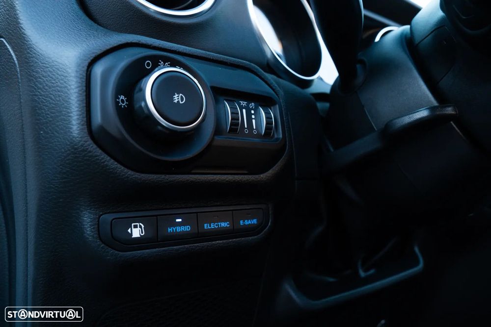 Jeep Wrangler Unlimited 2.0 4xe Plug-In Hybrid Hardtop Sahara - 32