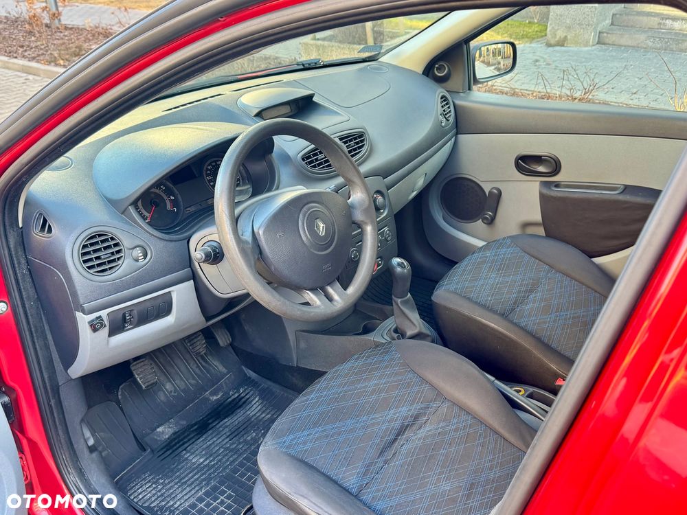 Renault Clio - 5