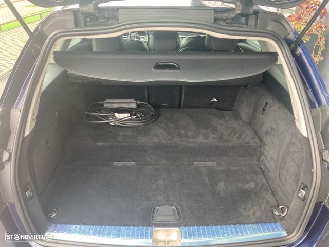 Mercedes-Benz C 300 de T 9G-TRONIC Avantgarde — fotografia 31