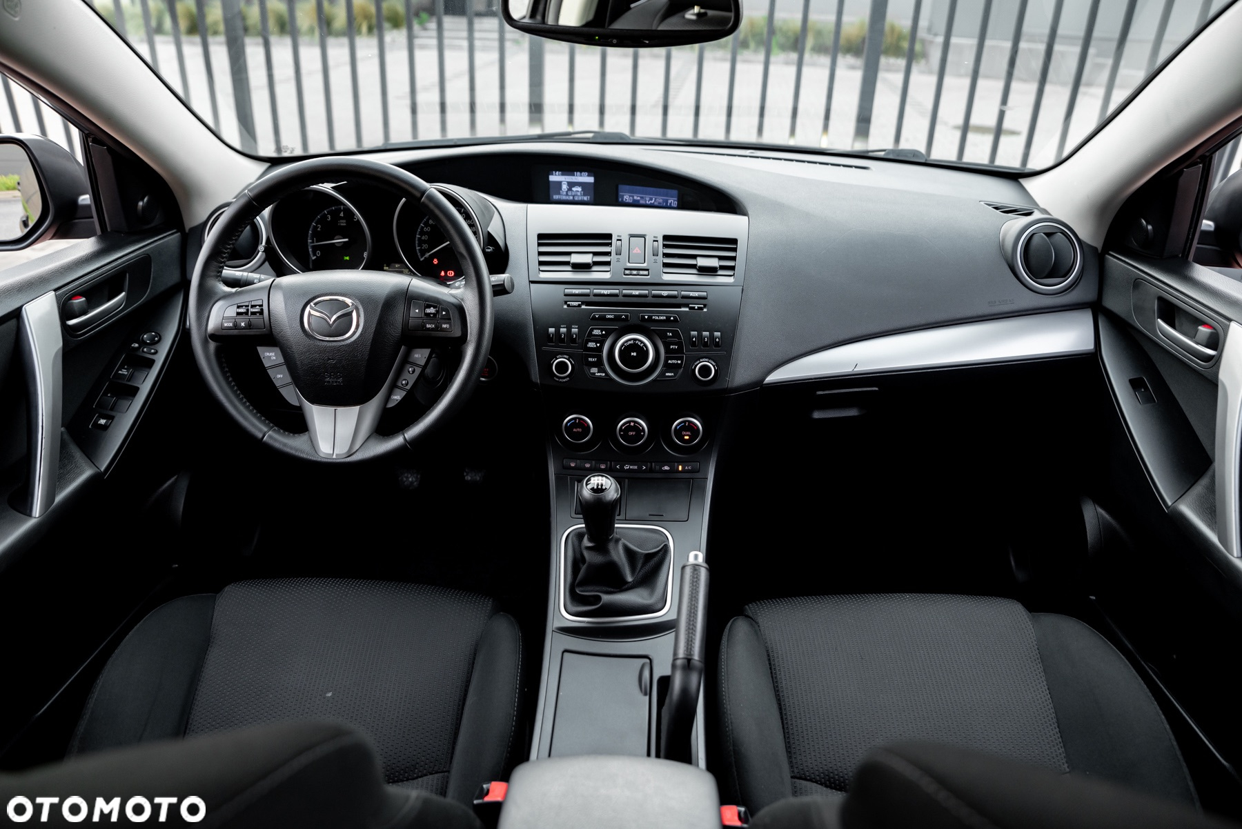 Mazda 3 2.0 MZR DISI Sports-Line - 24