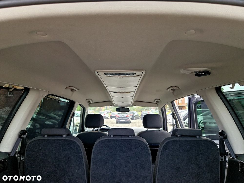 Ford Galaxy 2.0 TDCi Titanium - 11