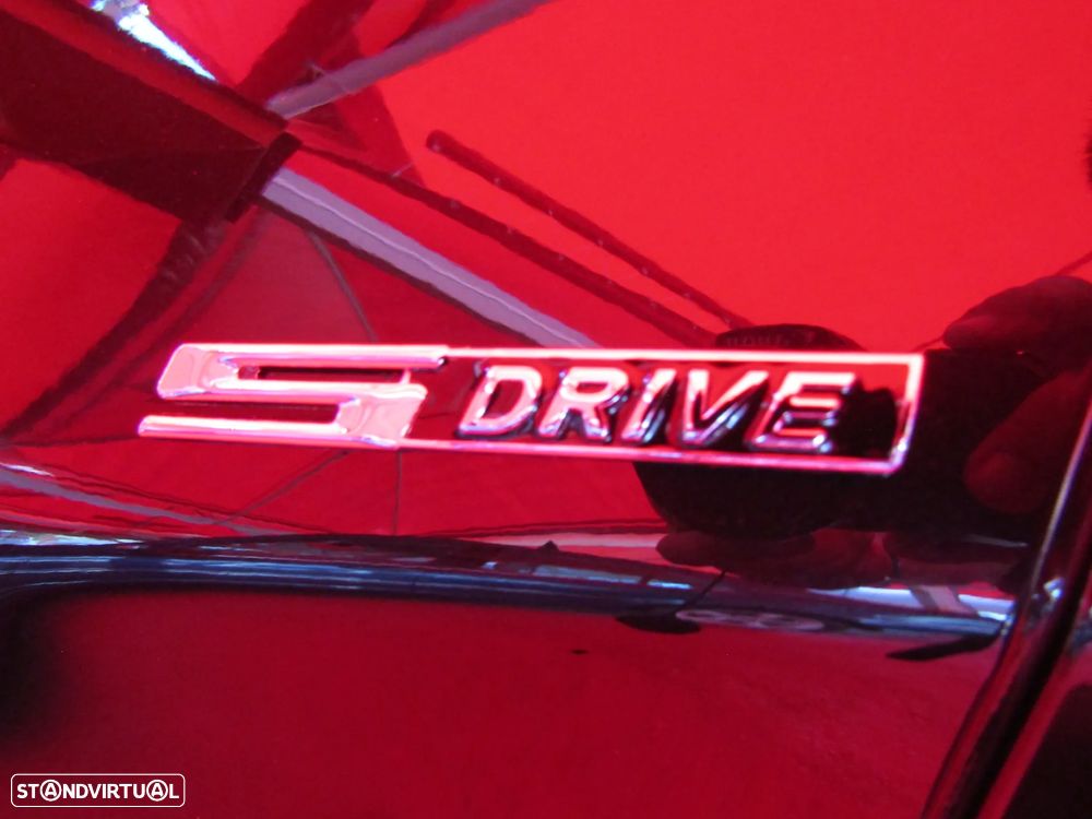 BMW X1 16 d sDrive Line Sport - 18