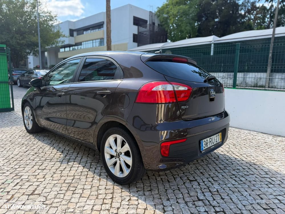 Kia Rio 1.2 CVVT LX - 3